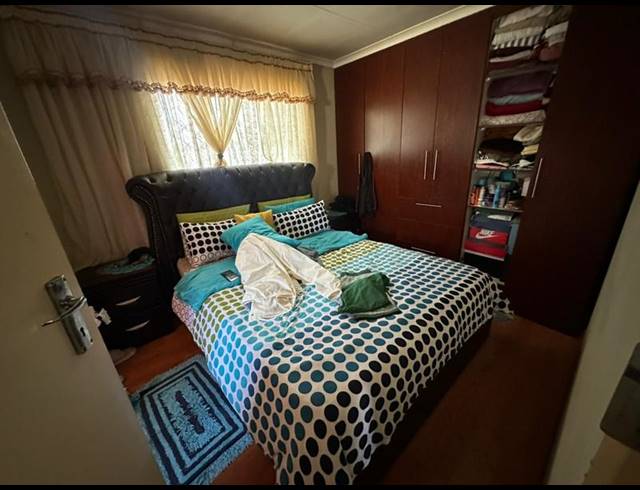 2 BEDROOM HOUSE FOR SALE IN BUHLE PARK